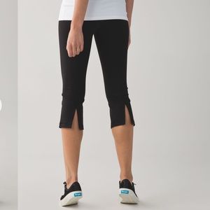 Lululemon Gather & Crow Crop Leggings